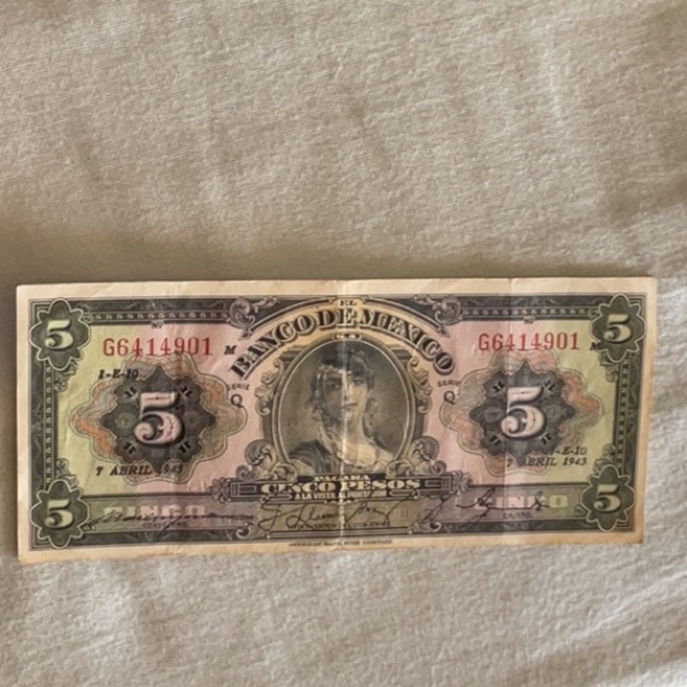 vintage Mexican Currency, 5 Pesos, 1943